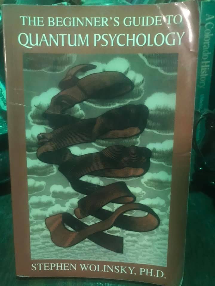 7BAO's tweet photo. The Beginner’s guide
to #Quantum #Psychology: #Stephen #H. #Wolinsky, Ph.d. https://t.co/tPDjhwmFKs