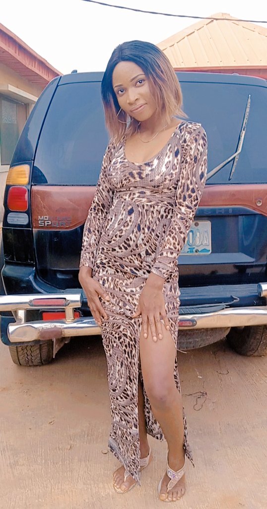GraceUdenta's tweet photo. Happy new month lovelies ❤️❤️ https://t.co/lmKGhRFoXM