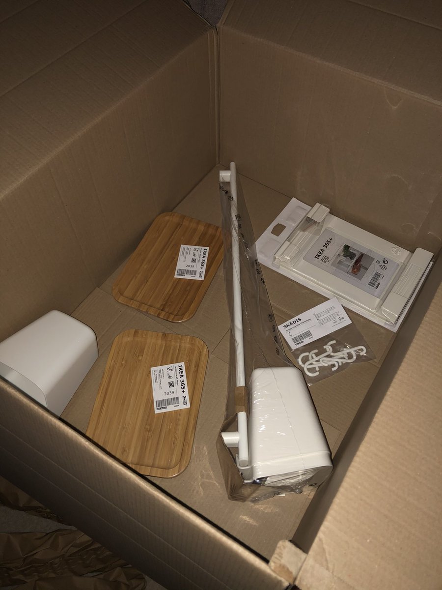 Rubles20's tweet photo. @IKEAUK the champions of flat pack furniture and storage solutions. Not the champions of packing boxes and reducing waste.. 7 small items, 2 massive boxes and a tonne of packaging!! 🤦🏽‍♀️ https://t.co/n5bIXNHic5
