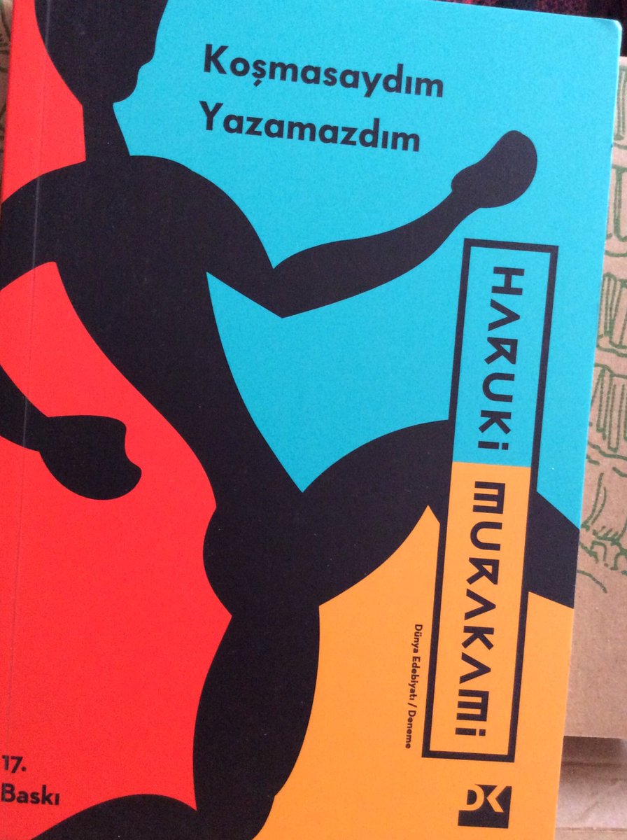 Bak postacı geldi,
Bana hediye getirdi.
Bazen küçük mutluluklar büyük kapılar açar. 

#KitaplarıKurtaranKedi
#SosukeNatsukawa
#KoşmasaydımYazamazdım
#HarukiMurakami
✏️✏️✏️✏️✏️✏️✏️
#HüseyinCanErkin