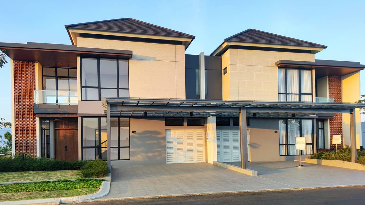 Summarecon Bandung mempersembahkan Cluster Emily dengan view danau, konsep rumah adem, dan suasana hijau.⁠
⁠
Cluster Emily berlokasi di tepi danau dengan suasana lingkungan cluster yang hijau dan asri sangat cocok untuk keluarga yang ingin mencari ketenangan.