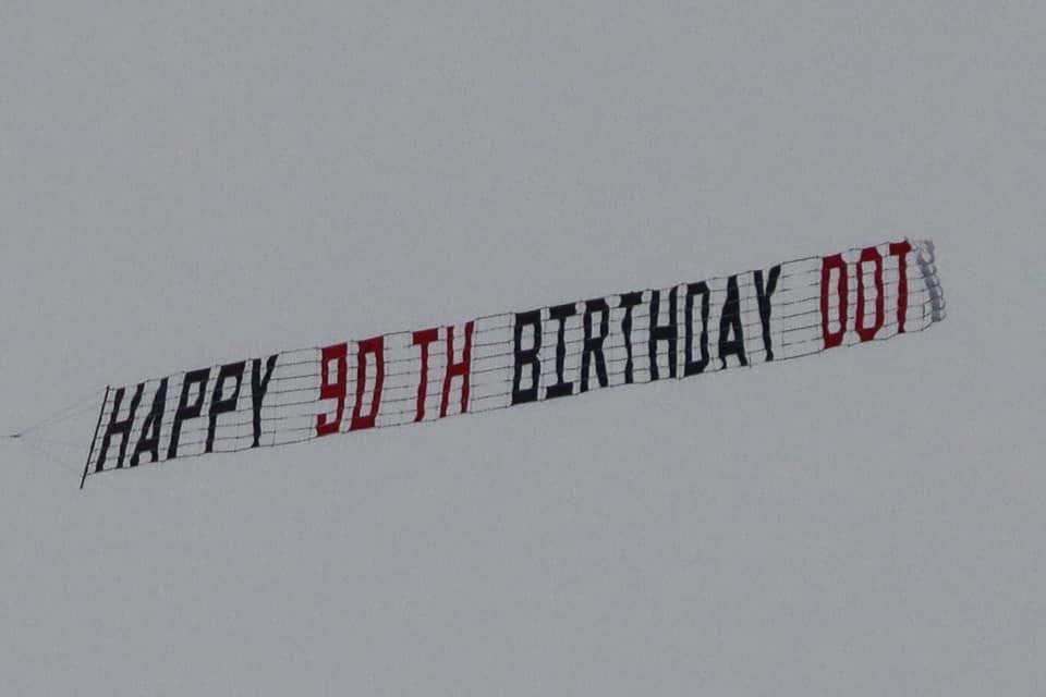 AirAds2's tweet photo. A couple of great photos of yesterday's banner, kindly provided by a spotter on the ground. https://t.co/Xy8MTcR6JA