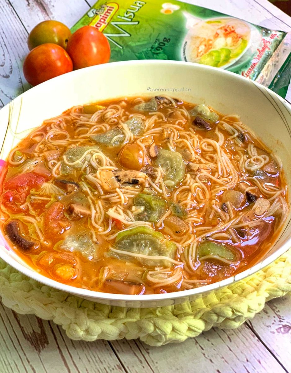 sereneappetite's tweet photo. Ginisang Sardinas with miswa at patola 💚
https://t.co/1MOnqYW2Pz
#sereneappetite #mondaythoughts #blessed #photo #StaySafe #lockdown2021 #home #recipes #instagood #food #foodie #eatlocal #Cooking #yummy #HealthyFood #comfortfood #pagkaingpinoy #panlasangpinoy #pandemic https://t.co/7jt5Rksci5