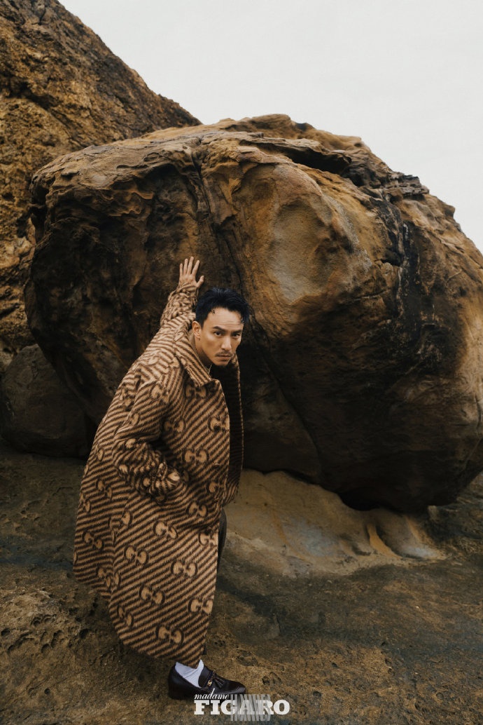 dramaskfan's tweet photo. #ZhangZhen para a edição inaugural da Madame Figaro Hommes.
#张震 #ChangChen #LoveAndDestiny #TsubakiNoNiwa #Savage #ForeverYoung #BrotherhoodOfBlades #MrLong #cdrama #dorama #cmovie https://t.co/yJptlRDJZg