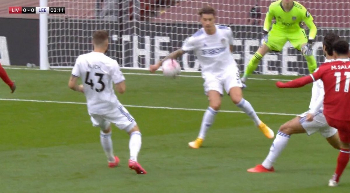 Mike Dean will point to the (albeit slight) deflection off the thigh onto the arm to justify not giving Southampton a pen. That line exists in law. However, PL has said that incidents such as Koch of Leeds at Liverpool (deflection onto the outstretched arm) remain a penalty.
