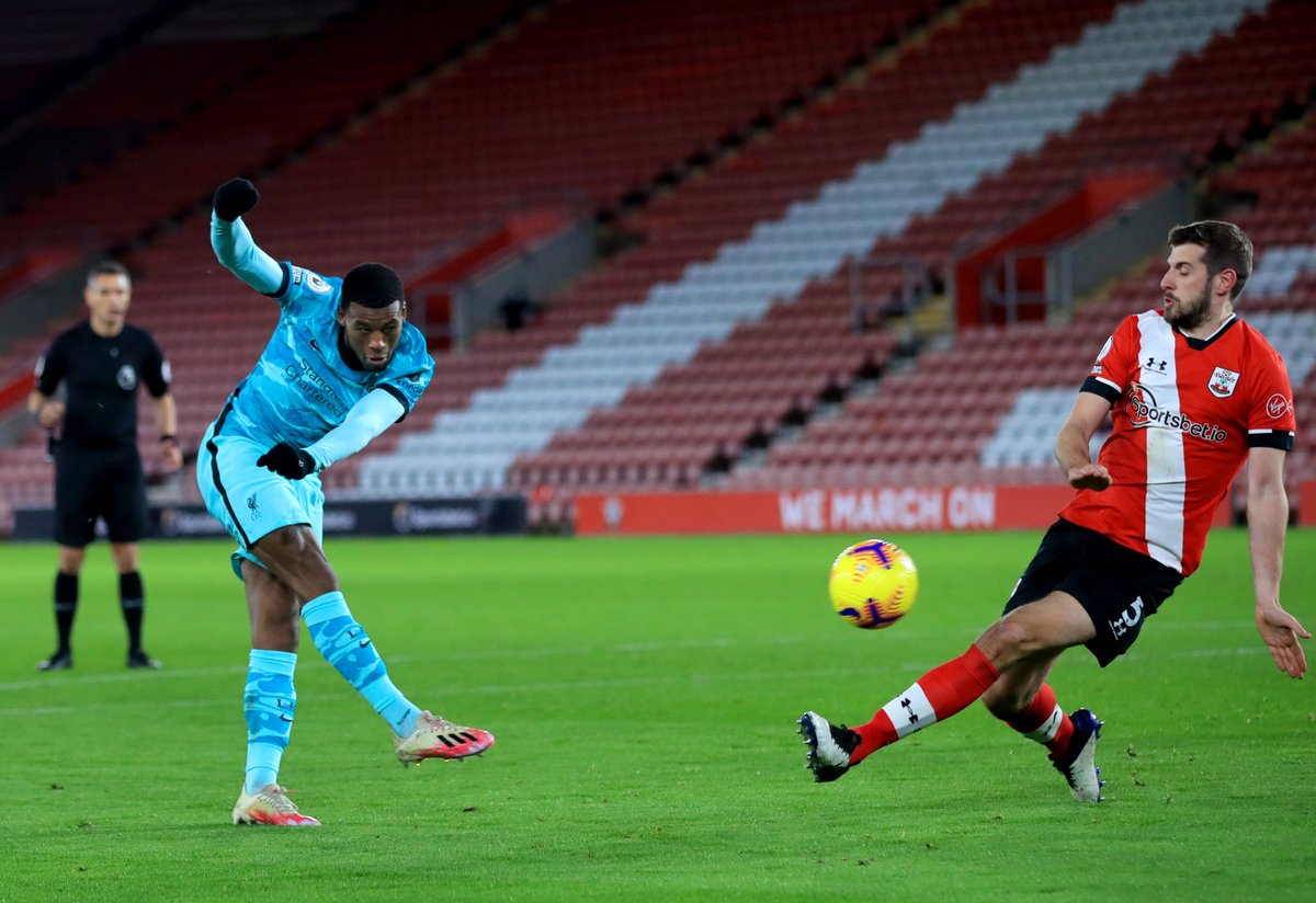 Matty Cash survived because his arm closer to the body. But he leans into the path ball with a straight arm. It's a deliberate movement.Compare to Southampton v Liverpool. It's a natural position to block a shot. Arm in an expected position for the player's movement.