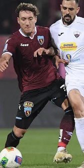 Niccolò #Giannetti al <a href="/PescaraCalcio/">Pescara Calcio</a>. L’attaccante lascia la <a href="/OfficialUSS1919/">US Salernitana 1919</a> e firma per il club biancazzurro. A #Salerno in cambio va il difensore Pawel #Jaroszynski. <a href="/Il_Centro/">Il Centro</a> #calciomercato <a href="/RoccoColetti1/">Rocco Coletti</a> #serieB <a href="/GioTontodonati/">giotontodonati</a>
