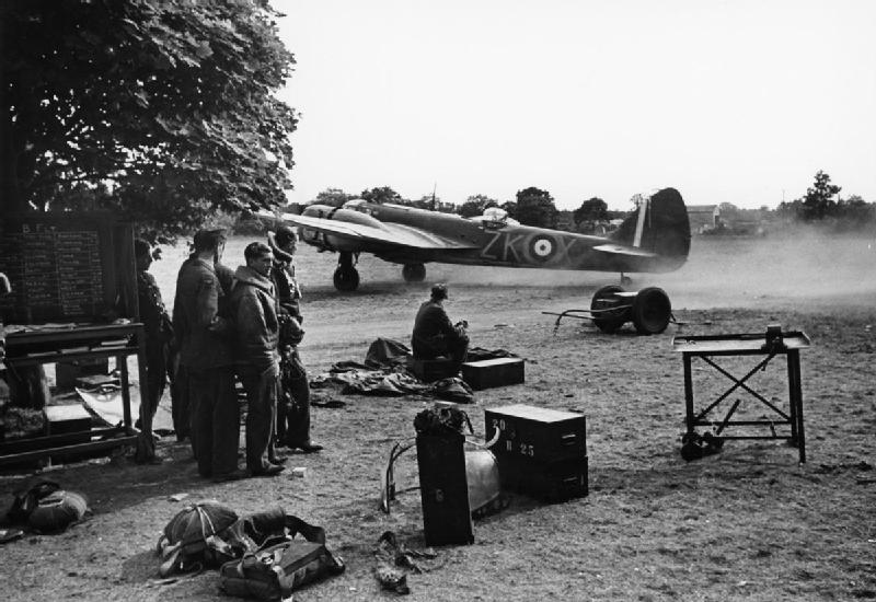 Between June-September 1940, 25 Squadron flew defensive night patrols from Martlesham in Bristol Blenheim IFs. Casualties from these months include Flight Lieutenant Cecil Halford Bull and Sergeant Joseph Beckett Thompson. https://www.cwgc.org/find-records/find-war-dead/casualty-details/2965651/CECIL%20HALFORD%20BULL/ https://www.cwgc.org/find-records/find-war-dead/casualty-details/2931372/JOSEPH%20BECKETT%20THOMPSON/