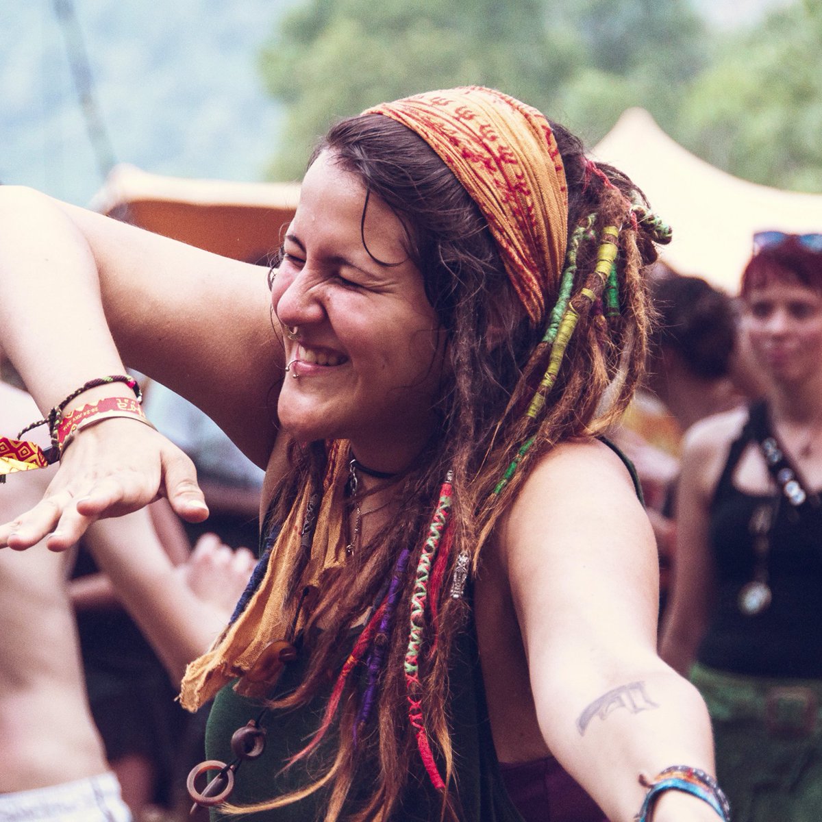 Dance to the beat of your favourite psytrance artists 💞
#MondayMotivation 

join.shankrafestival.org/ticketsSLK
