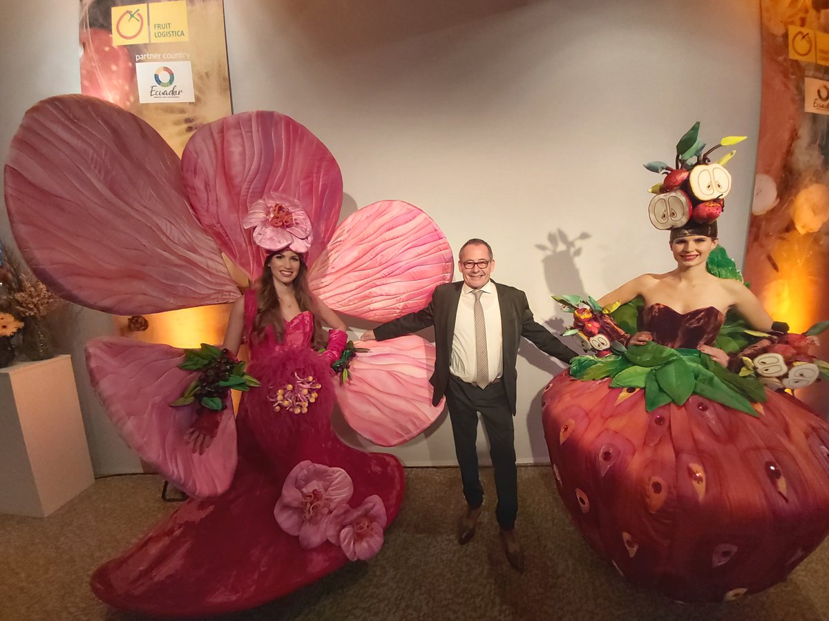 HuesmannOliver's tweet image. Missing Fruitlogistica opening ceremony,  hope to come back to Berlin in May    #onlyinberlin #missingberlin. #fruitlogistica2021