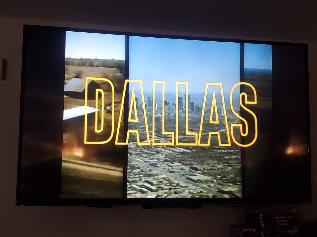 NikiHelmsley's tweet photo. @therealpduffy @Linda_Gray From the beginning!  #LoveThisShow #DallasFan4Ever https://t.co/BunejLuPWy