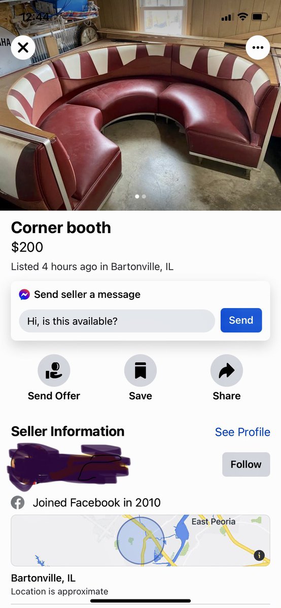 kylebarnhart4's tweet photo. When the pandemic forces you to bring your own seating. #COVID #seating #indoor #food #booth #privatebooth https://t.co/nmX9Rl2hPR