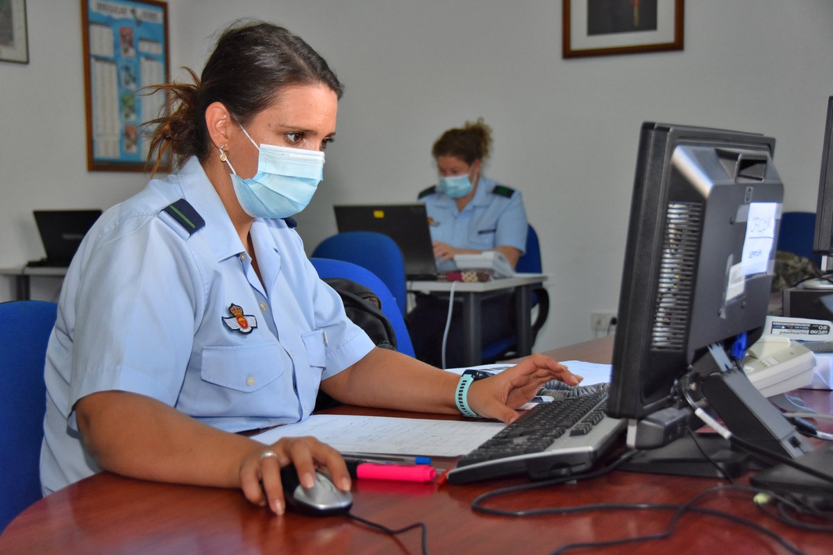 EjercitoAire's tweet image. Nuestros rastreadores del #EjércitodelAire se implican a fondo en la Misión Baluarte. Desde #CuatroVientos, el #Ala37 y la uve de #Murcia, constituyen una pieza fundamental en la defensa contra el virus. #SomosEspaña @Defensagob