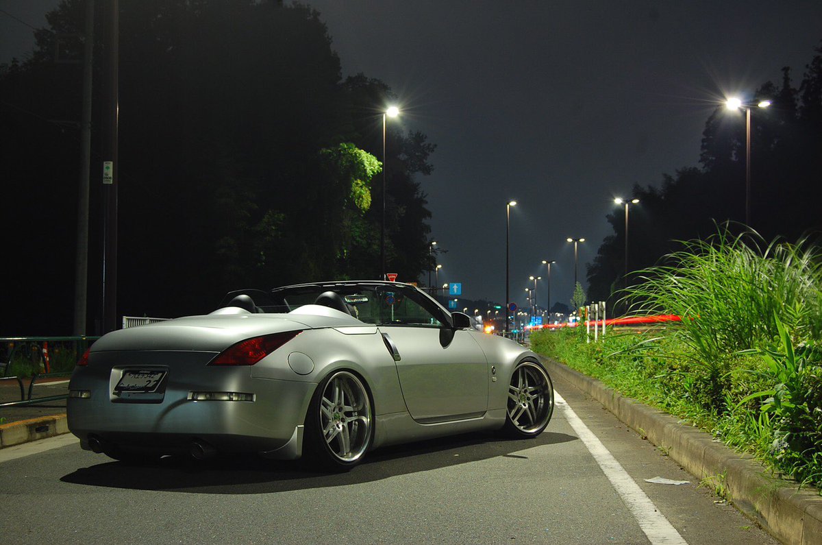 ari16t's tweet photo. 代理で売ります。
z33ロードスター
走行約10万キロ
車検令和4年6月まで。詳細載せておきます！希望額80万です。自分的にはかなりカッコよく仕上がってると思います！ https://t.co/n9cquojO2f