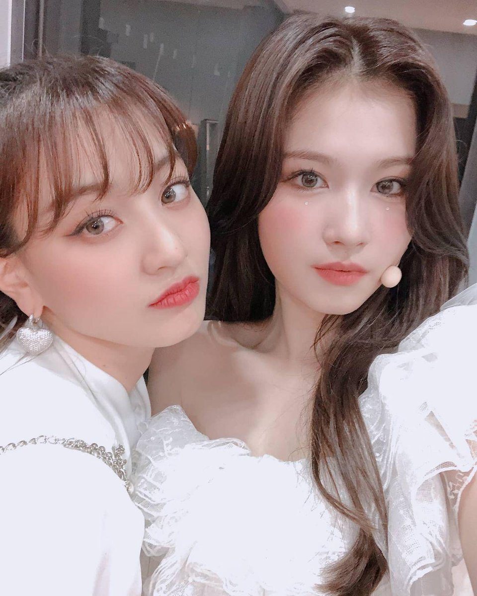 jihyo pics tweet media