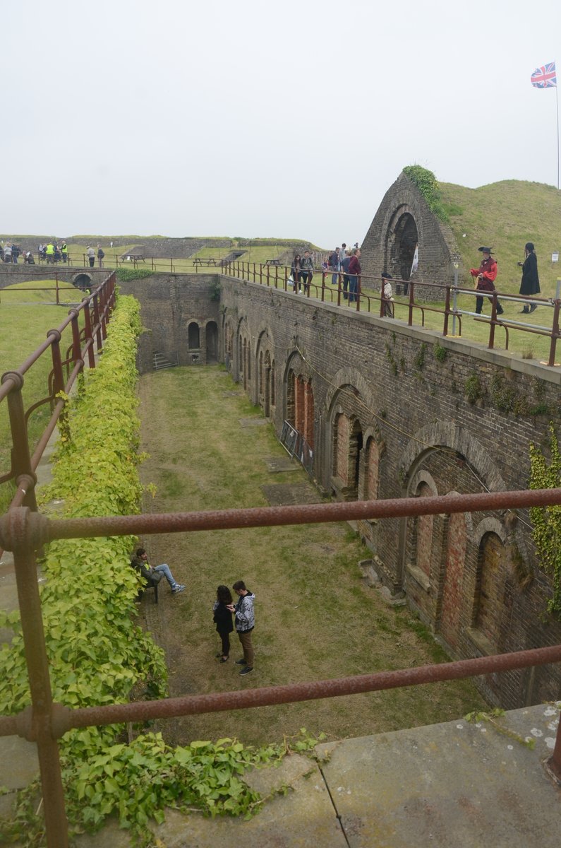 milmodelscene's tweet photo. @agbdrilling Nice one Tony. Have you ever been into the Drop Redoubt which is on top of the heights? It is only opened a couple of days each year but amazing to see. I went a couple of years ago, more here- https://t.co/YDlLpT36pO #DoverHistory @EnglishHeritage @USAS_WW1 #militaryhistory https://t.co/aUevDclLKa