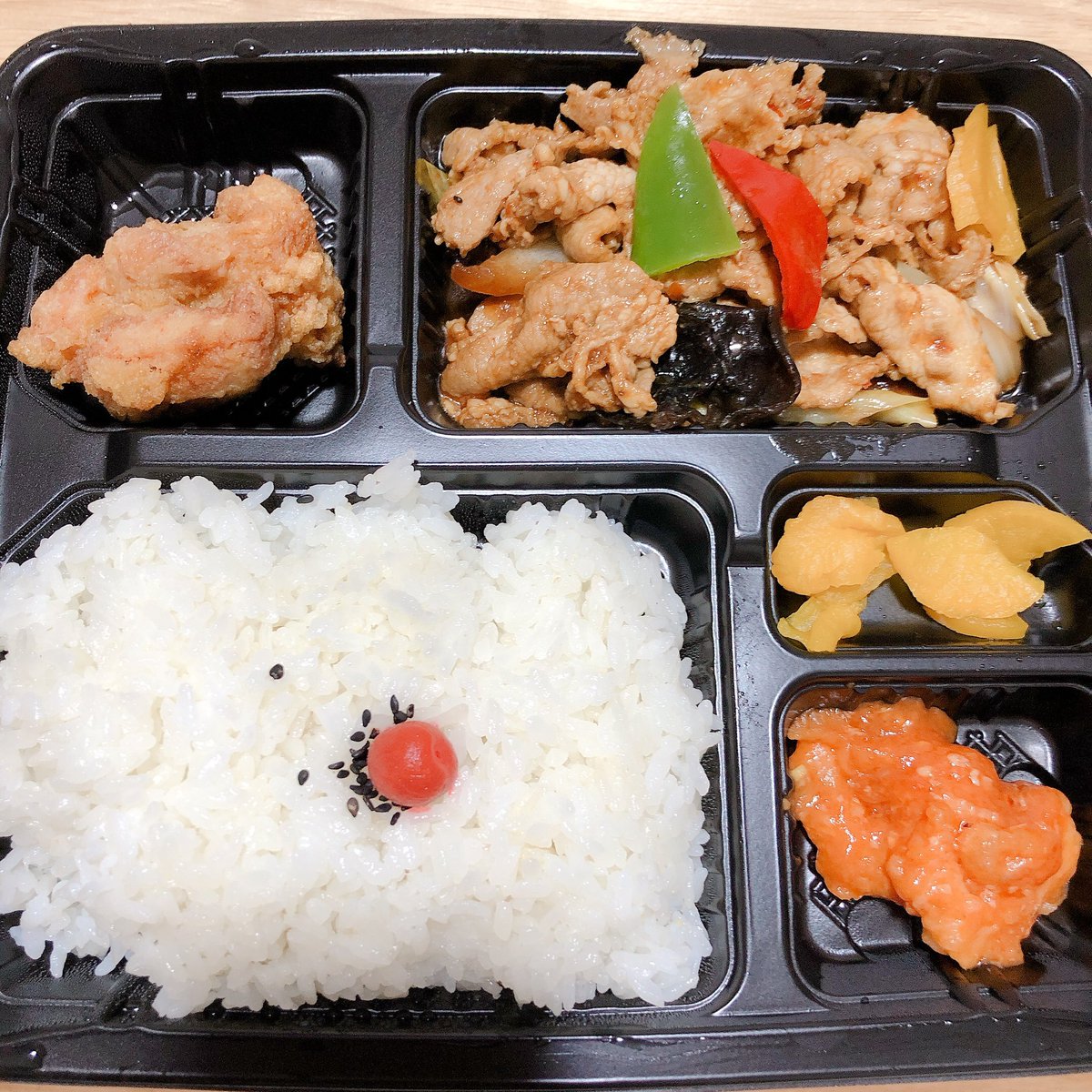 てんそら 福岡天神 ビアガーデン7月1日open決定 Sur Twitter 天神お休み中なので本店で 販売した弁当の1部ですがご紹介 回鍋肉弁当です 唐揚げもエビチリも入ってる このボリュームで500円は安い 博多周辺にお立ち寄りの お客様はぜひお越しください てんそら 福岡天神 ビアガーデン7月1日open決定 Sur Twitter 天神お休み中なので本店で 販売した弁当の1部ですがご紹介 回鍋肉弁当です 唐揚げもエビチリも入ってる このボリュームで500円は安い 博多周辺にお立ち寄りの お客様はぜひお越しください