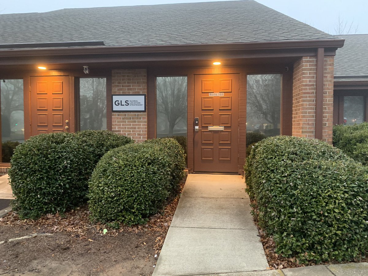 TessFayGLS's tweet photo. After nearly a year of WFH, this feels like the first day of school. Congratulations @didicaldwell for giving @glsconsults its own home! https://t.co/4kDJIAKHwi