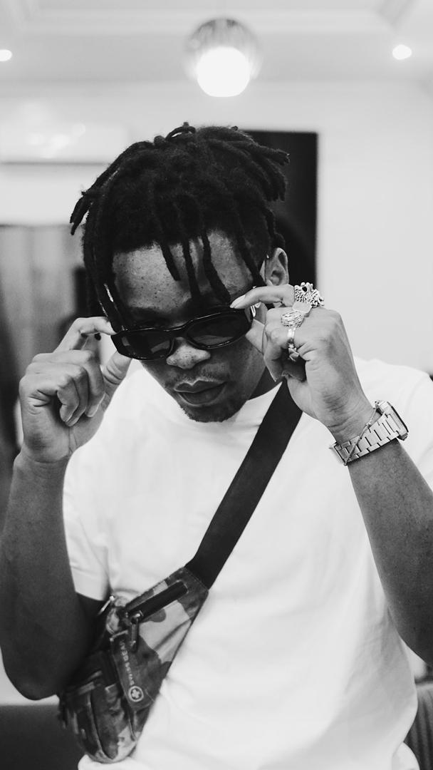 Temiwhite_plug's tweet image. @DapoTuburna Cheers to a new year and another chance for you to get it right with more hit songs🔥🔥🔥.

Happy birthday dapotuburna