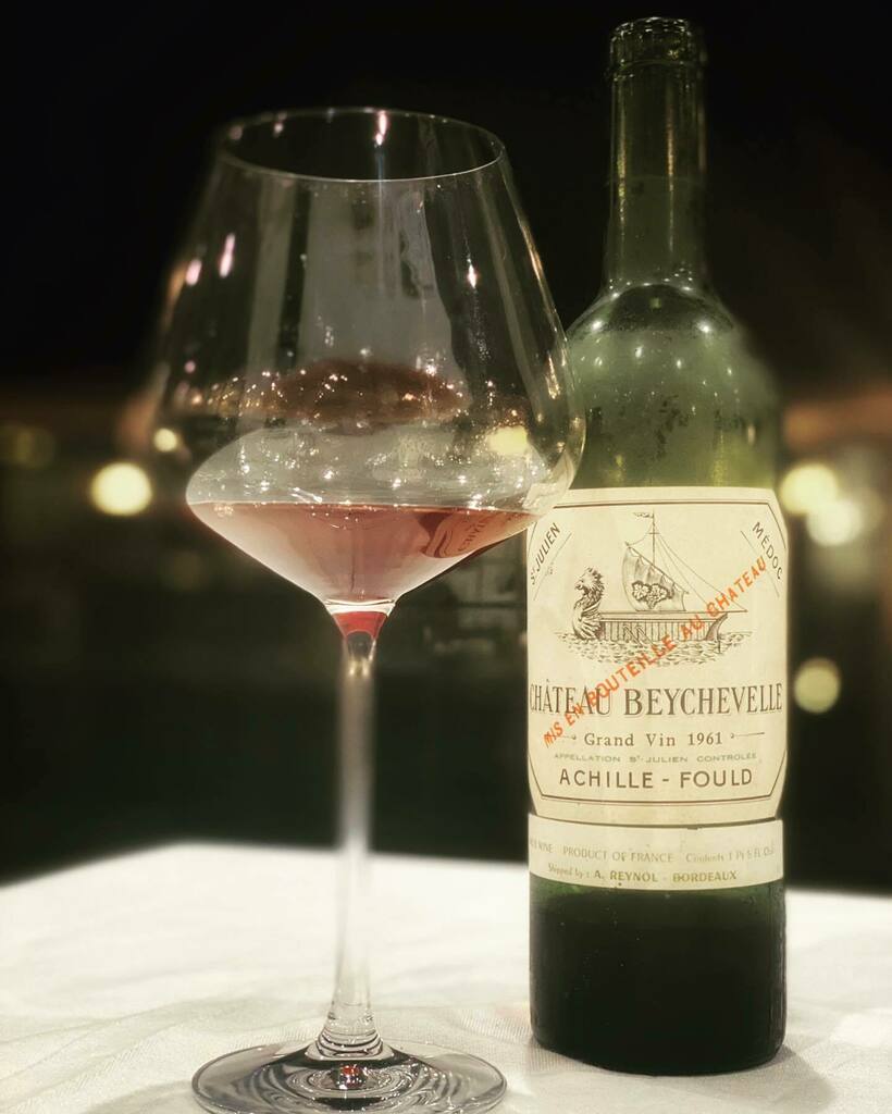 Because you can’t taste 2018 everyday...
.
It’s nice to enjoy a change of pace in life. With so much sameness going on in our lives, combined with tasting hundreds of young 2018 wines, the chance to open an older bottle to celebrate a friends birth year was more than welcome…