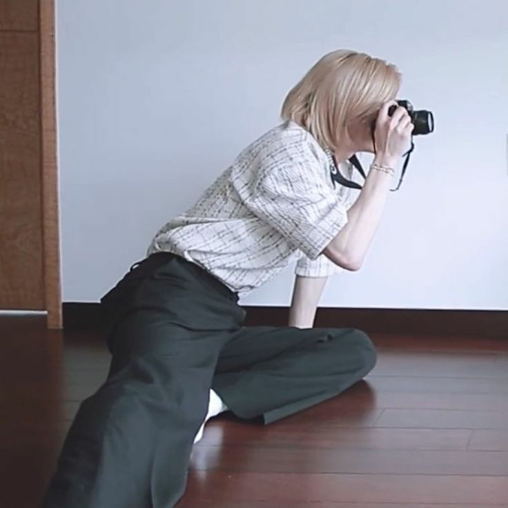  #HYUNJIN a dangerous but sexy details thread~ @Stray_Kids 