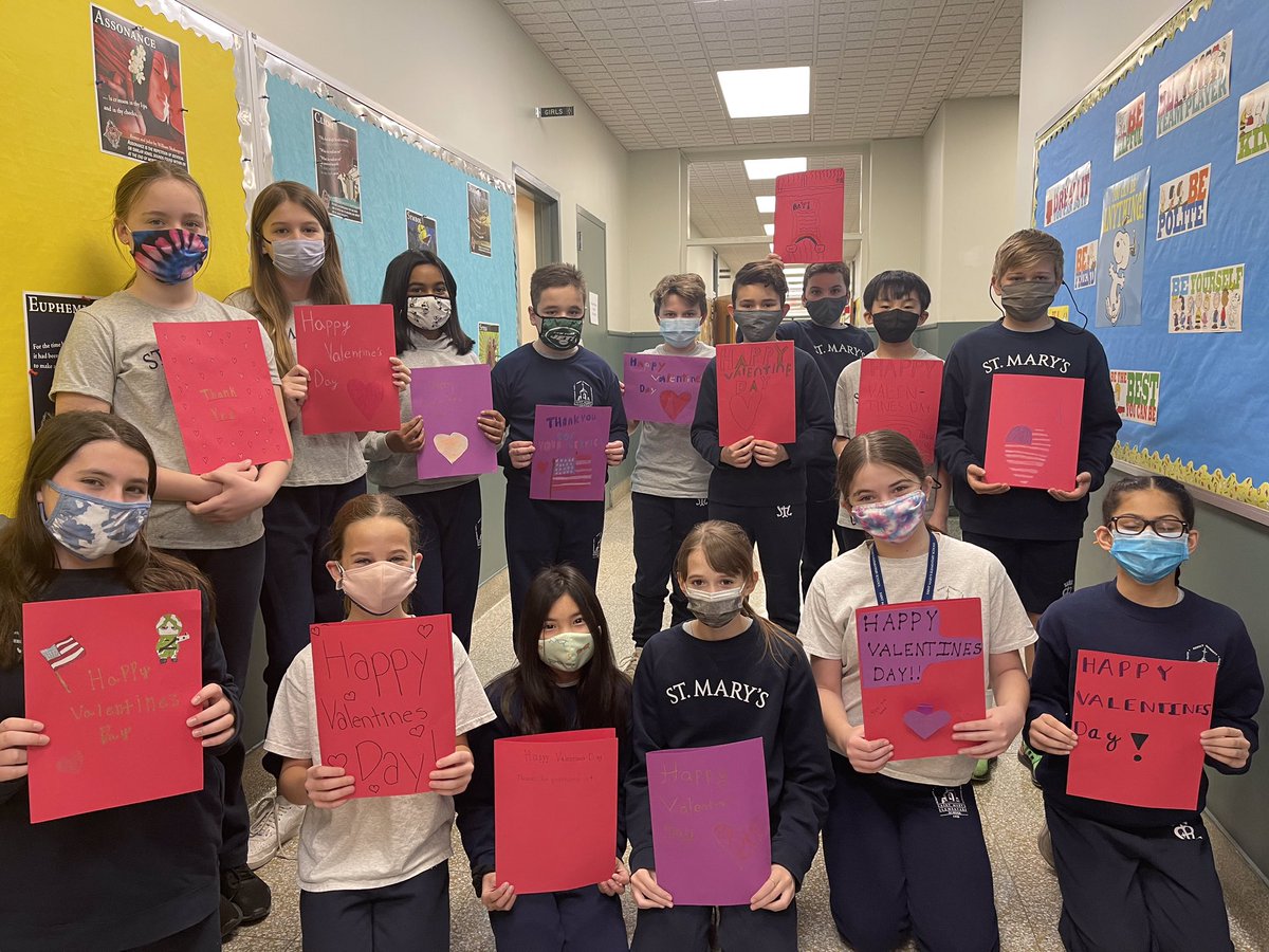 TechTripi's tweet image. Several grades at St. Mary’s Elementary in Manhasset NY participated in 94.7 Valentines for the Troops! Hoping the snow doesn’t delay our delivery! @NYCountry947 @thekellyford #947loveourtroops #valentinesforthetroops