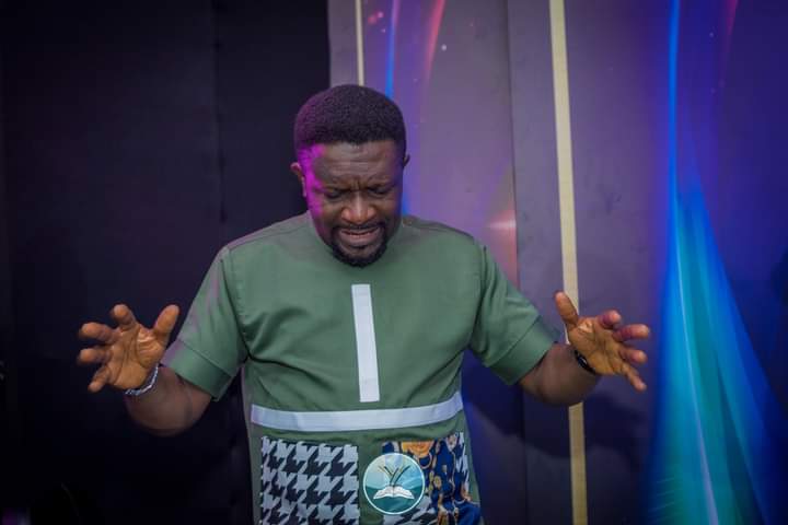 WordSpringdesk's tweet image. I decree over you this new week. 
Your RESISTANCE shall turn to your ASSISTANCE: What was designed to keep you out will get you in.

Enjoy unlimited access this week

#Launch #GloriousThings #MySetTime