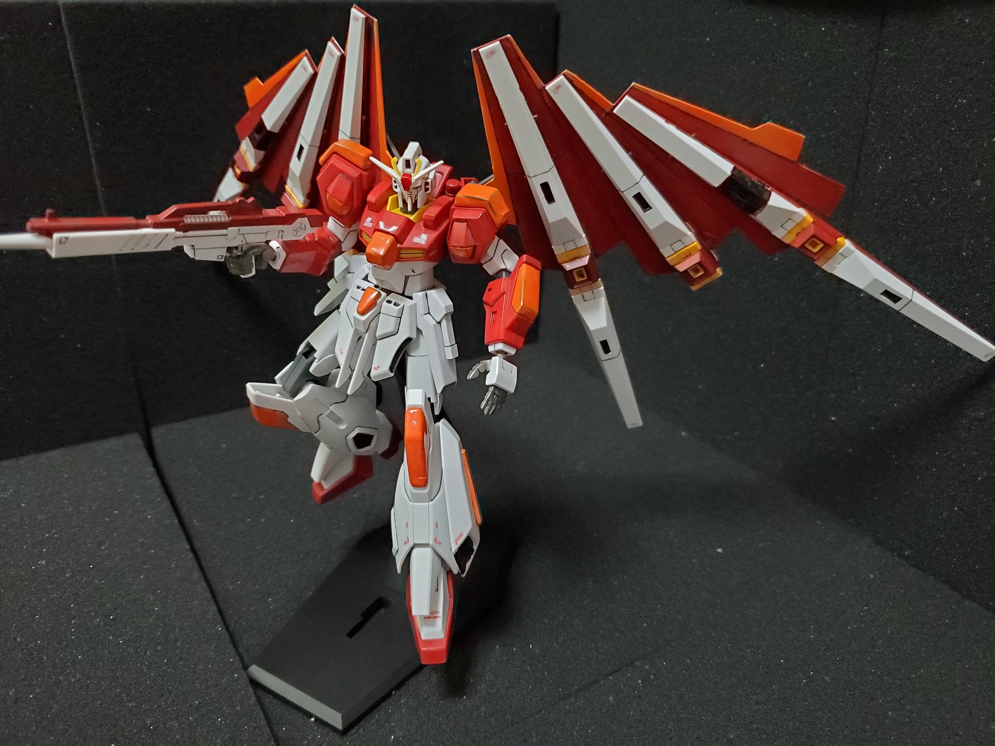初売り ガンプラ 1 144 HG ホットスクランブルガンダム 徹底改修済完成
