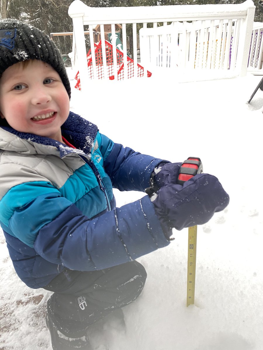 5 inches already at 8:30am! #BearTavernPride #HVRSD