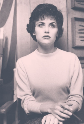 Happy birthday, Sherilyn Fenn! 