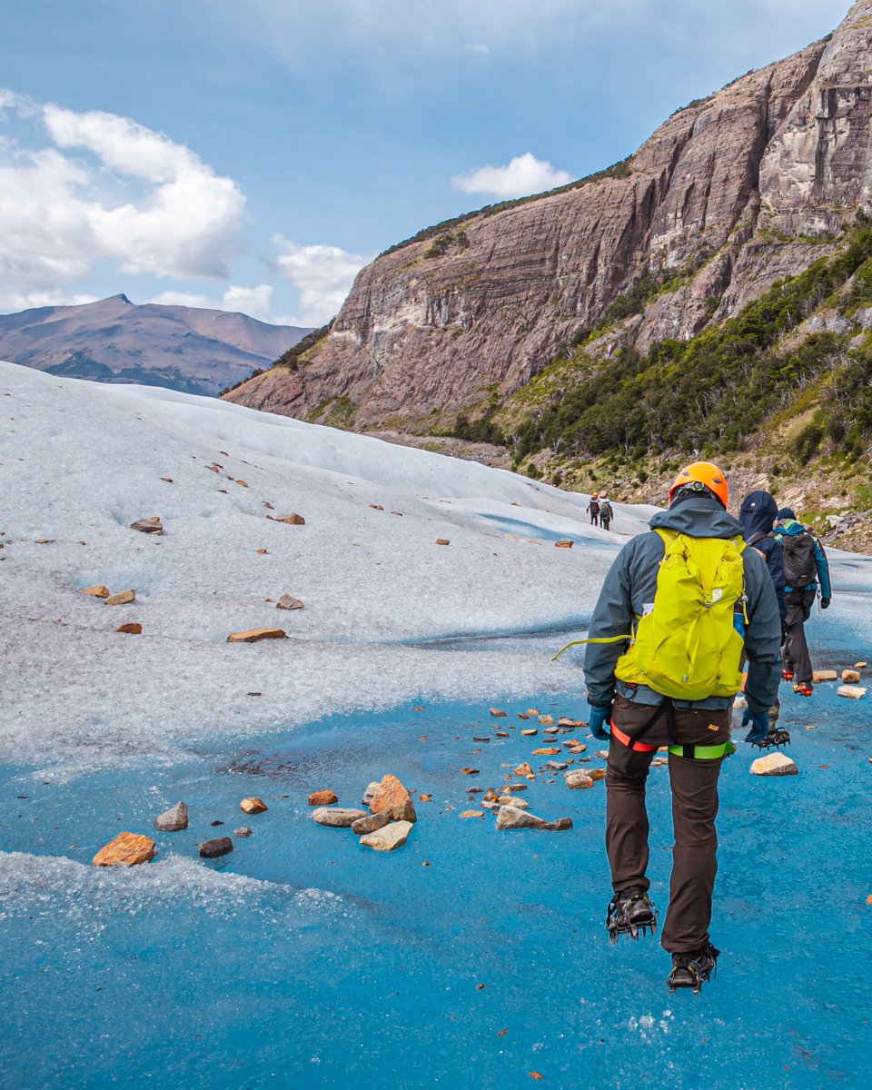 🚶‍♂️🚶‍♀️🗻 Don't miss the opportunity to go trekking in Los Glaciares National Park this summer. One of the most stunning winter landscapes which is equally beautiful in summer is waiting for you to amaze you by its versatility.

<a href="/SantaCruzTur/">Turismo Provincia de Santa Cruz</a> <a href="/ElCalafateOK/">El Calafate</a>