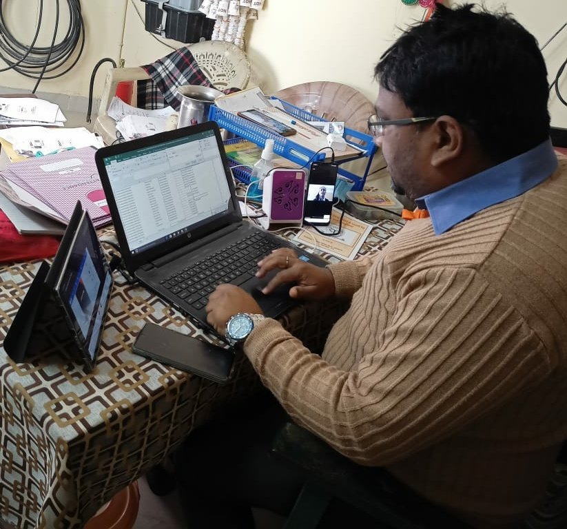 heavysampanna's tweet photo. #computer_literacy by #upscert
#digital_literacy by #rilm & #tmf
#teams & #zoom
आज का मास्टर... https://t.co/pk5QU32sKk