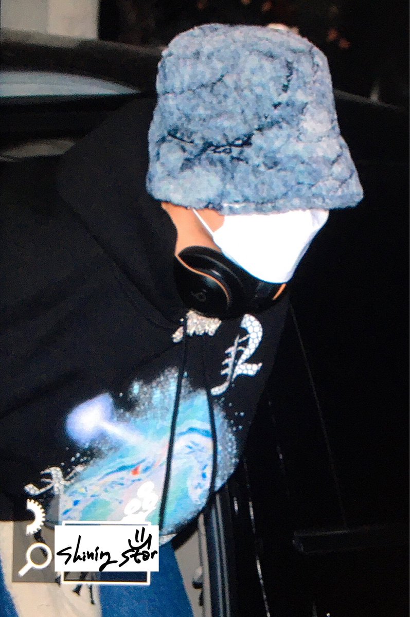 19990421_com's tweet photo. 210201 출근
#트레저 #TREASURE #최현석 #CHOIHYUNSUK @treasuremembers @ygtreasuremaker https://t.co/LeSXv2kbXC