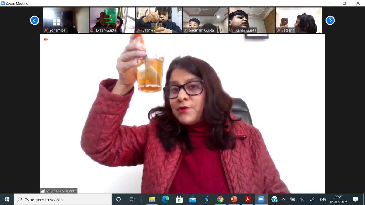 VANDANA50356750's tweet photo. Learning by doing is fun. Ss of Form 4 performed experiments to explore change in materials. #Inquiry #thinkingskills #selfmanagementskills #HowtheWorldWorks @Prometheus_Edu https://t.co/GBvabBbRUT