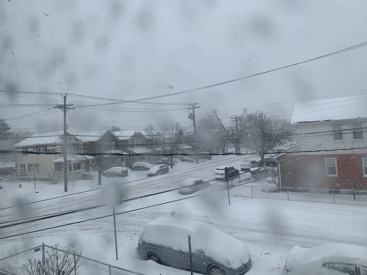 DimpleWillabus's tweet photo. Mayor Bill de Blasio has issued a state of emergency due to the snow storm.
If you have to travel, stay safe!
My window view!
#dimplewillabus2021 #dimplewillabus
#jointhemovement #snowday #StormWatch https://t.co/F0OXnJ6ERm