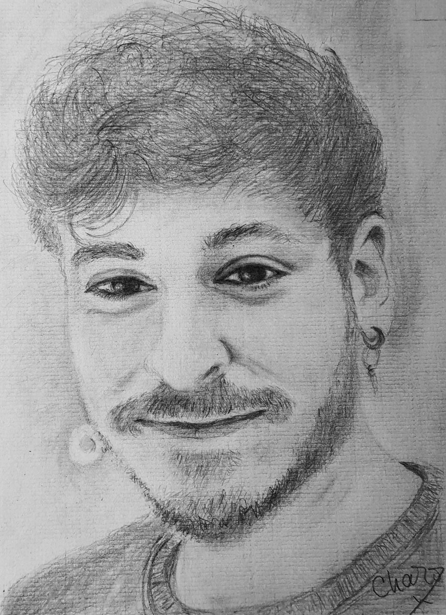 charinoooooo's tweet photo. Llevo más de tres años queriendo dibujarle, cuanto más interés tienes peor te sale, intenté mejorarlo y cada vez peor, así que esto es lo que hay, de momento, a ver la próxima 🙄 https://t.co/tmAs7Wc6FC