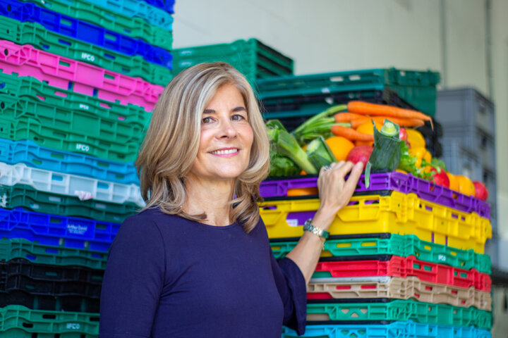 CityFoodLecture's tweet image. The #CFL2021 panel discussion is not to be missed!

Chaired by @bbcfarmingtoday’s @charlottebsmith,
this year's panel features @Ocado's Mel Smith, food entrepreneur @charliebighams, @fromIGD's James Walton and @CityHarvest's Laura Winningham.

More here 👉 bit.ly/2MpTPaP