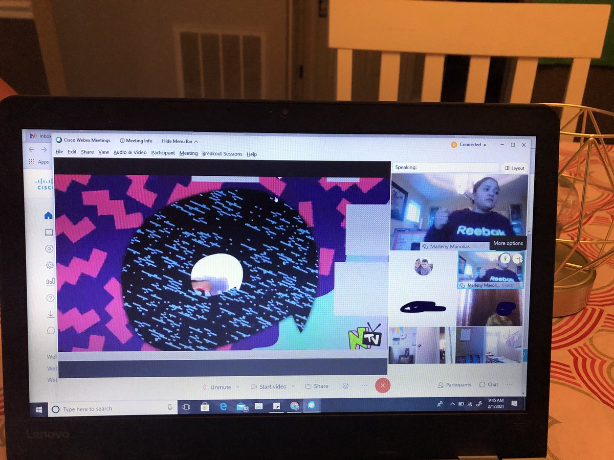 Mrs Manolias enjoyed a brain break with her 2nd graders <a href="/EEMillerElem/">EE Miller Elem</a>