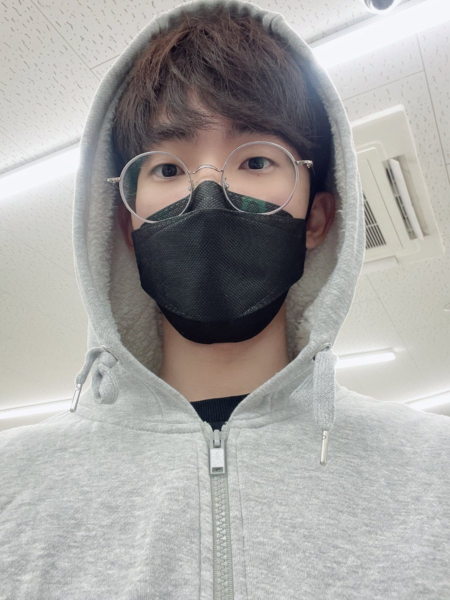 유내현 naehyun tweet media