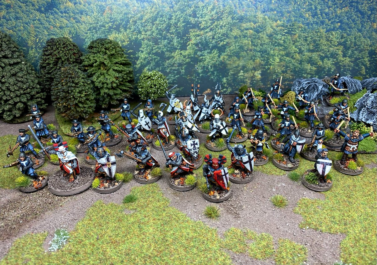TwinCitiesGamer's tweet photo. Teutons WiP. Warlord's base is undone as I weigh fall leaves vs gore. My 1st 2 games in #Saga ended in draws. The 12 mounted knights on my painting table will provide a long range punch. That &amp; learning my board will help! 😅 https://t.co/vbGskUgTvi