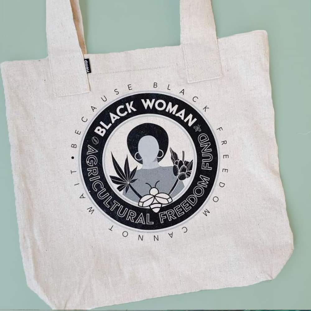 Bags can be currently found:*** These are handles are on INSTAGRAM not Twitter ***TORONTO@ - senditcourier @ - scarbcoopmarketONLINE@ - healinghandsfarm@ - kinfolkshopGUELPH@ - outpost_vintage@ - zocaloorganics@ - troutlilyorganicseedlings(7)