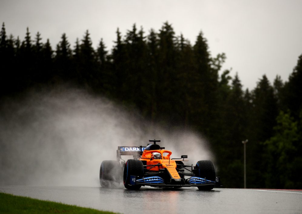 mclarenMGP's tweet photo. Fin de semana agridulce para nosotros en ambas categorias, en MGP1, @jmbs47 logra salvar una P4 de una carrera complicada tras una buena remontada, mientras que @Feniciiios se quedo a las puertas de los puntos con mala suerte. https://t.co/fH1ncloVJd