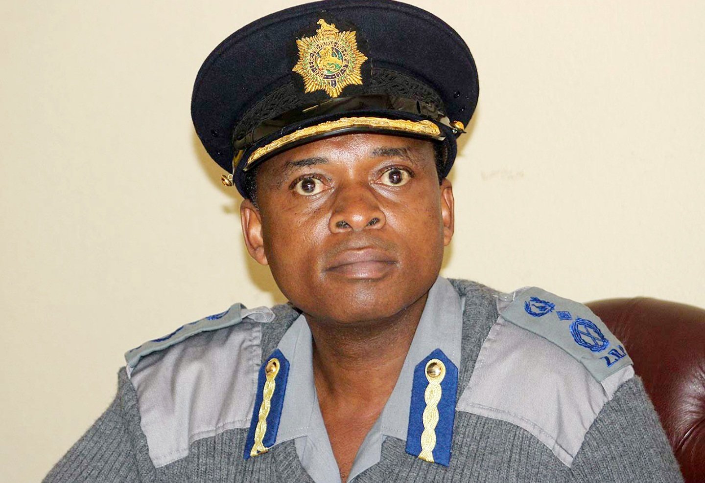 Thenewshawks No Twitter The Zimbabwe Anti Corruption Commission Zacc Has Arrested Senior Assistant Commissioner Erasmus Makodza Who Was The Commander In Charge Of The 18 General Elections On Unspecified Corruption Allegations Zacc Spokesman Thenewshawks No Twitter The Zimbabwe Anti Corruption Commission Zacc Has Arrested Senior Assistant Commissioner Erasmus Makodza Who Was The Commander In Charge Of The 18 General Elections On Unspecified Corruption Allegations Zacc Spokesman