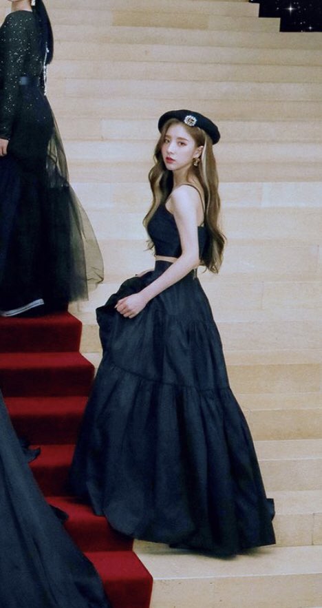 just a whole loonatv <3