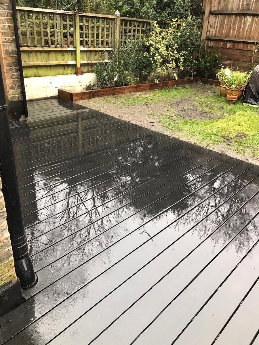 CJLandscapes's tweet image. Composite decking project finished for a happy client in Walthamstow, East London. We installed granite Envirobuild composite decking and we love the colour #decking #compositedecking #deckinginstaller #E17 #eastlondon