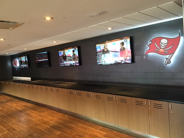 ContempResearch's tweet image. CR is proud to have been a part of such a exciting renovation project and install. Find out more about how Contemporary Research and Display Express can help you #GetControl of your stadium or arena. contemporaryresearch.com/industries/spo…
