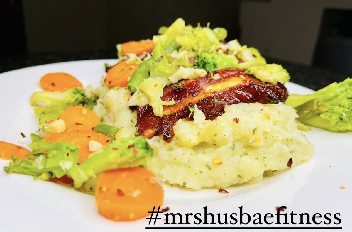 MrsHusbae's tweet photo. There is no shame in being hungry for another person. There is no shame in wanting very much to share your life with somebody. -Augusten Burroughs
The weather permits
#Mrshusbae
#Mrshusbaefitness
#Dinewithzoè
#Beinspired
#Bemotivated
#FetchYourBody2021 https://t.co/C8FAe5iy8F