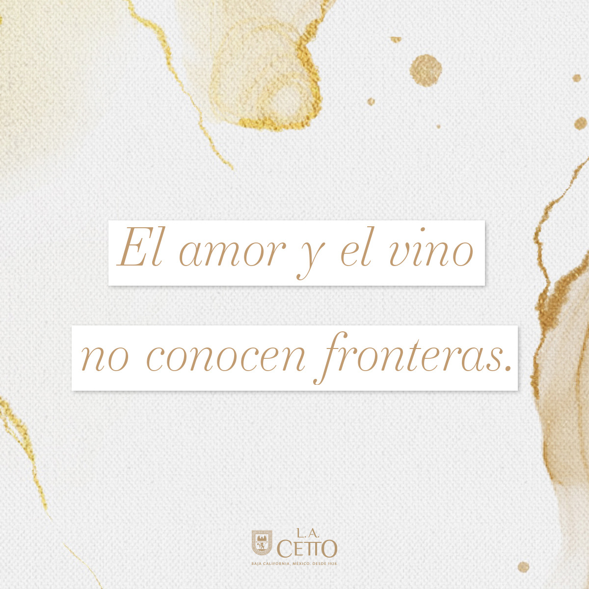 Las buenas amistades y el amor se celebran con vino 🍷
Excelente inicio de semana. 😉
#SomosLACETTO