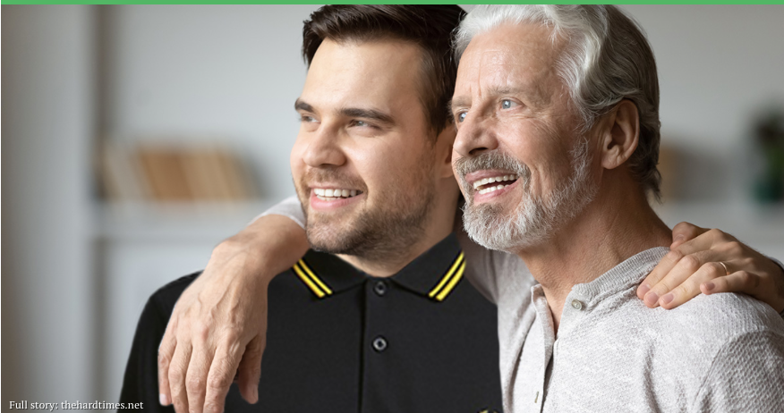 REALpunknews's tweet image. Man Retires From Proud Boys after Single Hug From Father l8r.it/gIBU