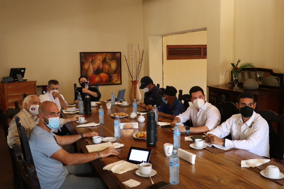 Desde Casa de Campo Pedasí reunido con el Ministro de <a href="/ATP_panama/">Autoridad de Turismo de Panamá</a> <a href="/IvanEskildsen/">Ivan Eskildsen</a> trabajando en el comité de gestión de destino turístico.
Pedasí tiene mucho que mostrar, bajo el modelo de = Turismo-Conservación-Investigacion